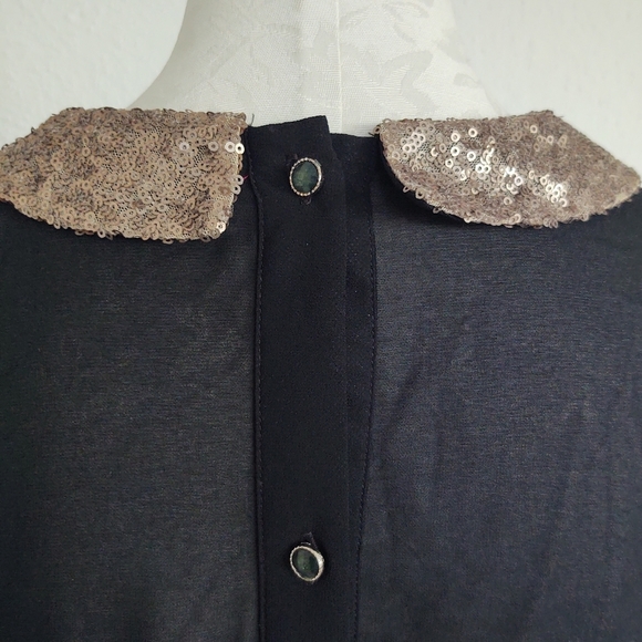 BKE Red Sheer Black Blouse Gold Sequin Collar Button Back Drop Tail Size  Small - Picture 8 of 12